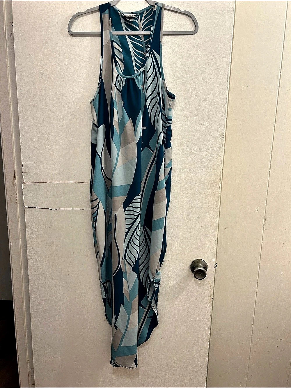 Manuhealii Women's Geometric Maxi Dress in Blue & Gray